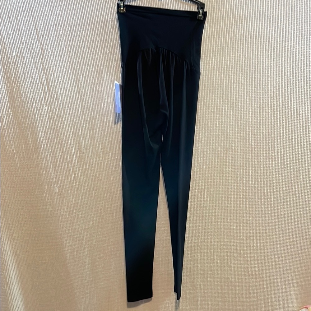 ❤️NWT Motherhood Black Maternity leggings xs MATERNITY